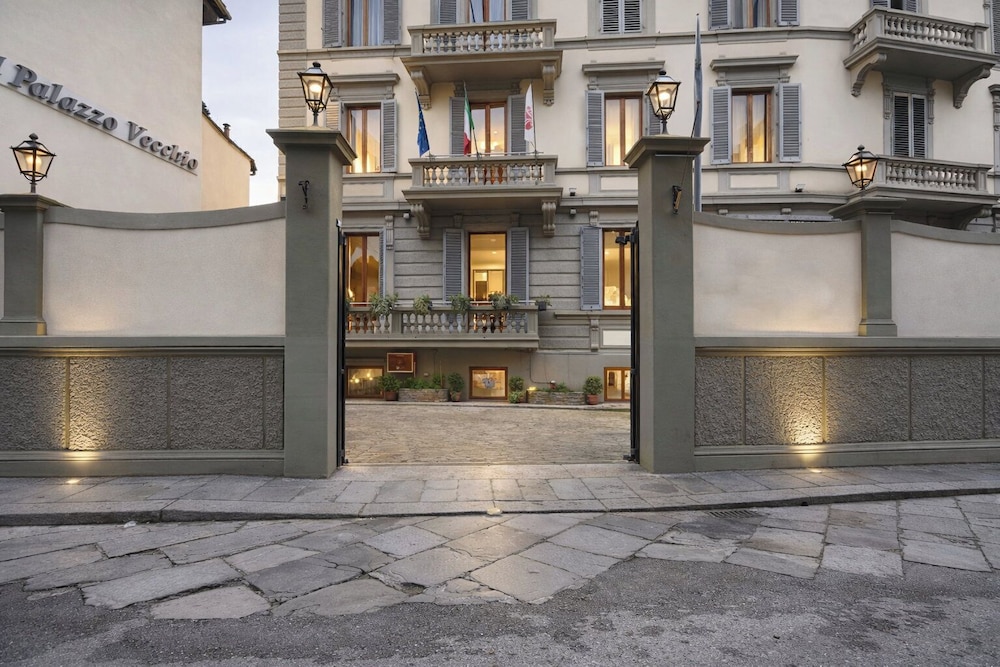 Palazzo Vecchio Hotel 63/72