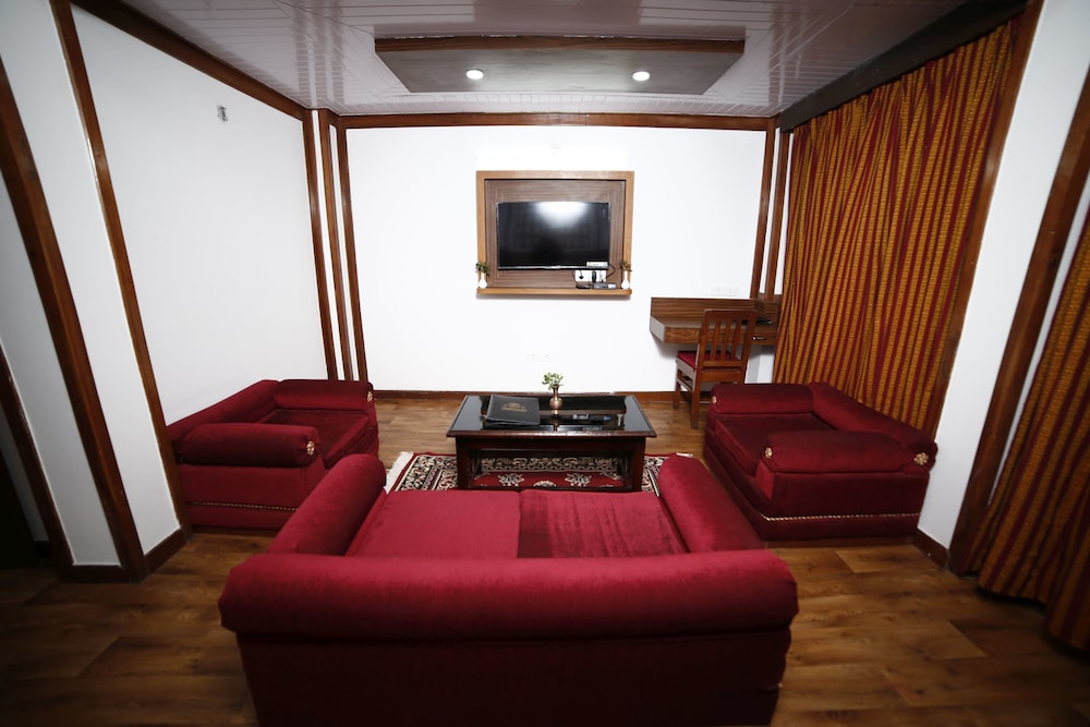 Hotel Sikkim Tourist Centre 13/22