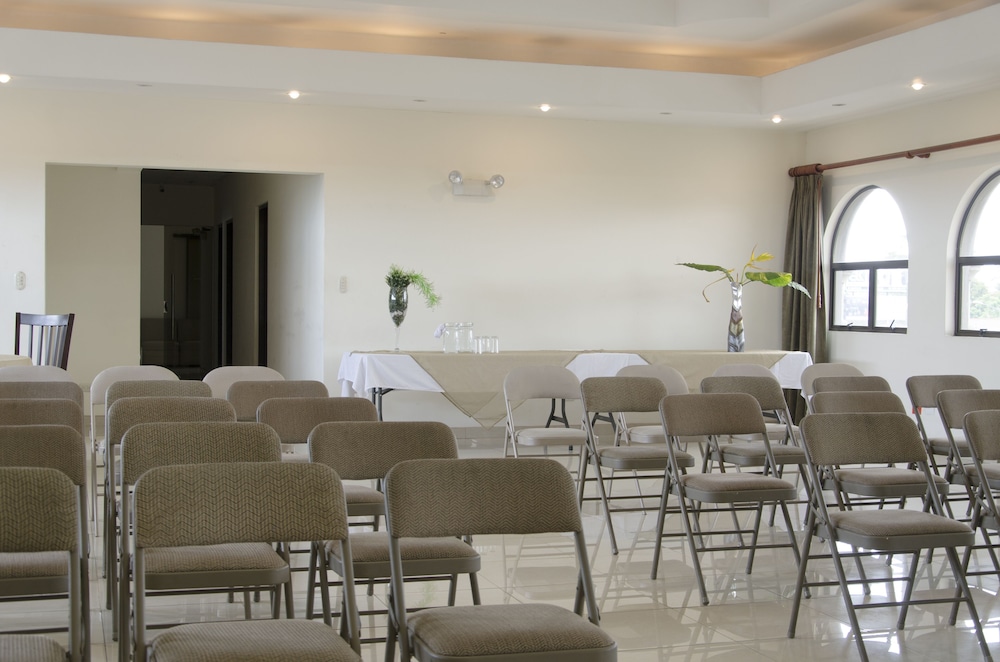 Hotel Plaza Real 55/62