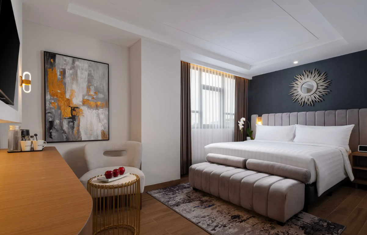 Premier, Queen Bed