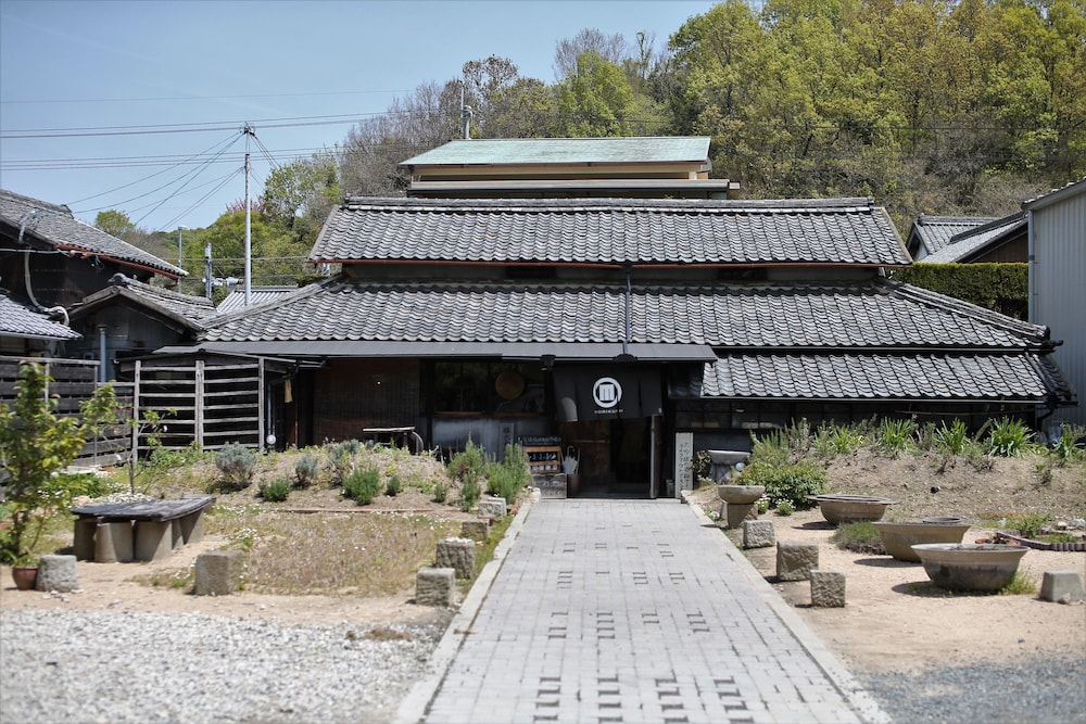 BAY RESORT HOTEL SHODOSHIMA 6/68