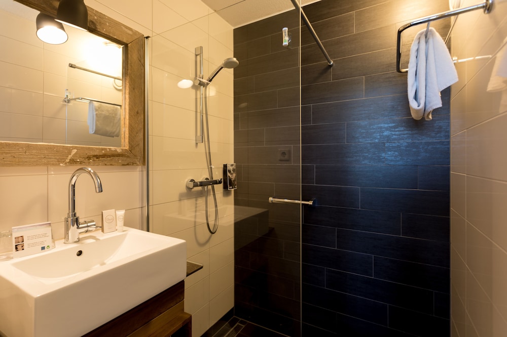 Golden Tulip Strandhotel Westduin Vlissingen 67/70