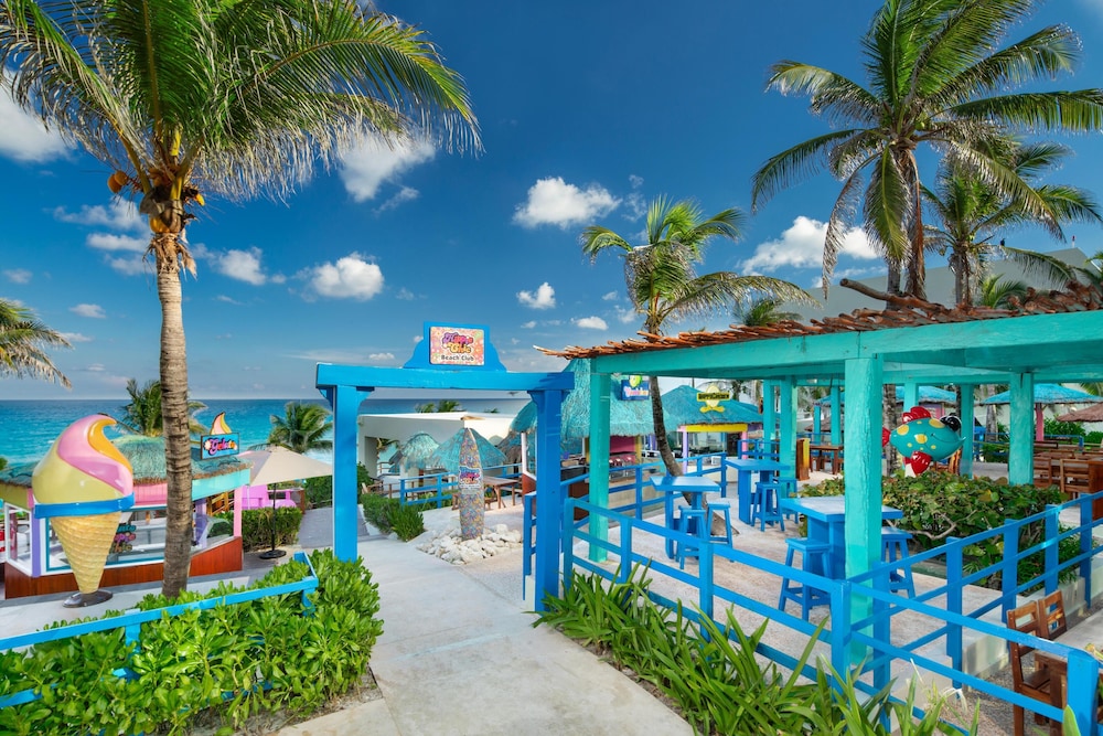 Grand Oasis Cancun All Inclusive 65/71