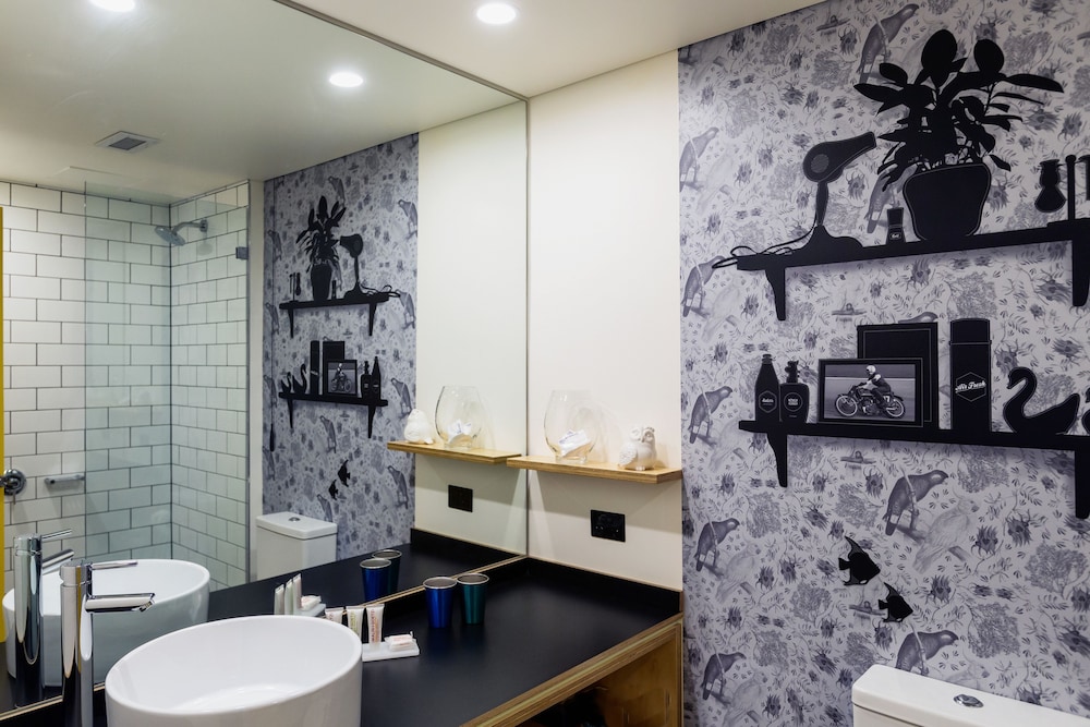 Atura Albury 50/50