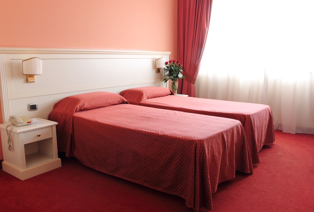 Semiramide Palace Hotel 11/55