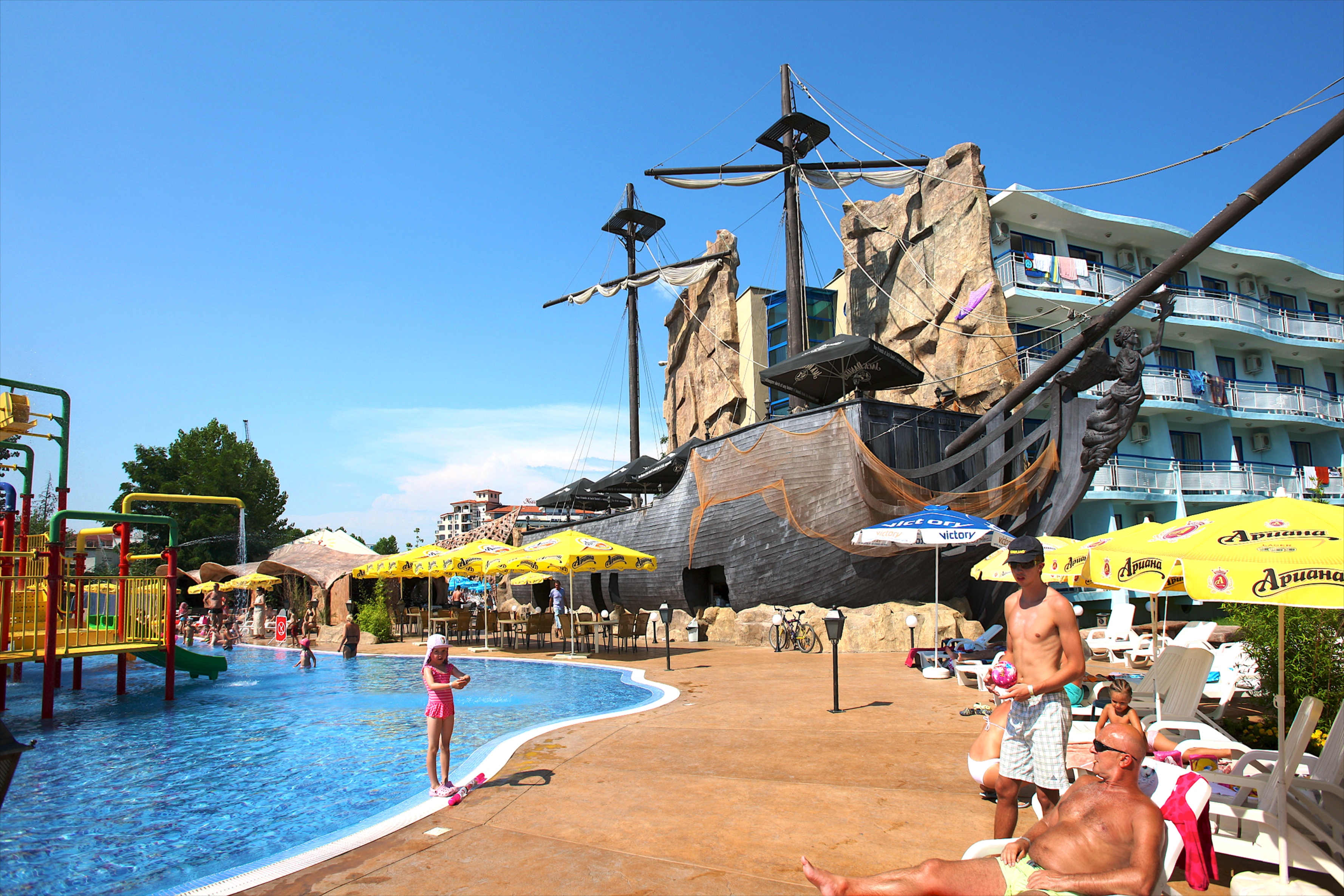 Kotva Hotel 53/66