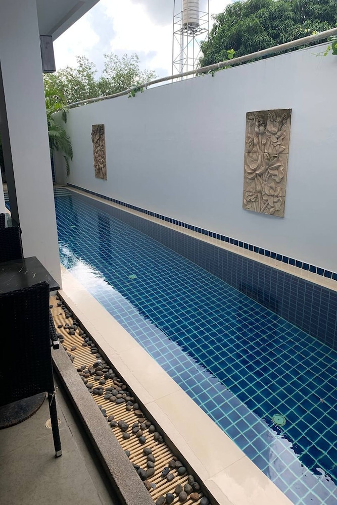 One World One Home Naiharn Hotel by ZUZU 45/50