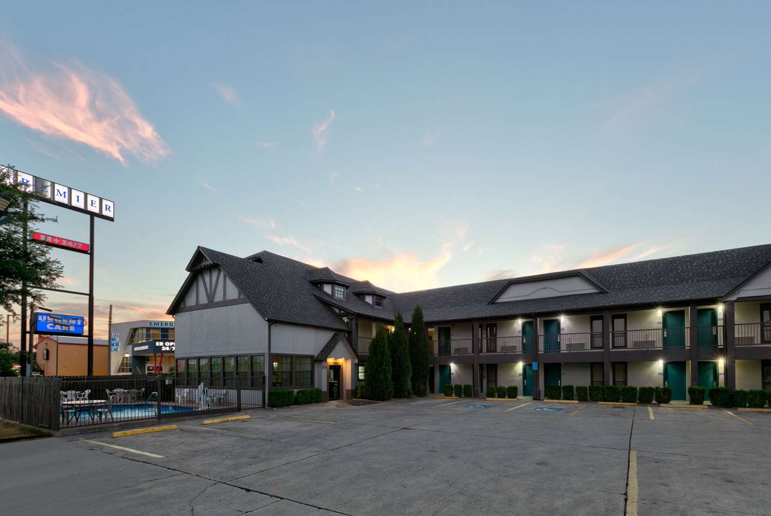 Howard Johnson by Wyndham San Marcos 8/43