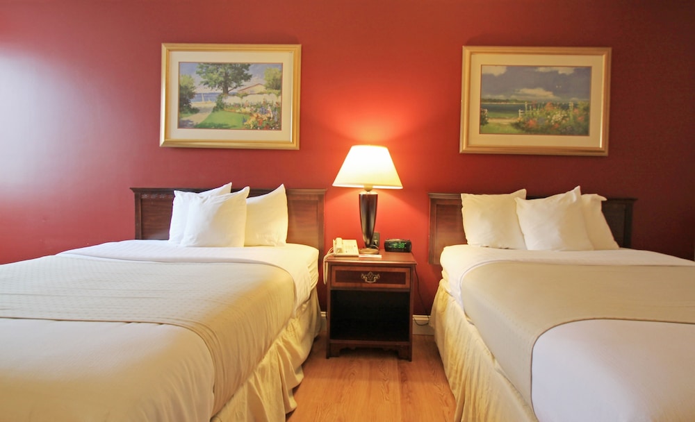 Fireside Inn Suites Portland Formerly Holiday Inn Portland West 11/33