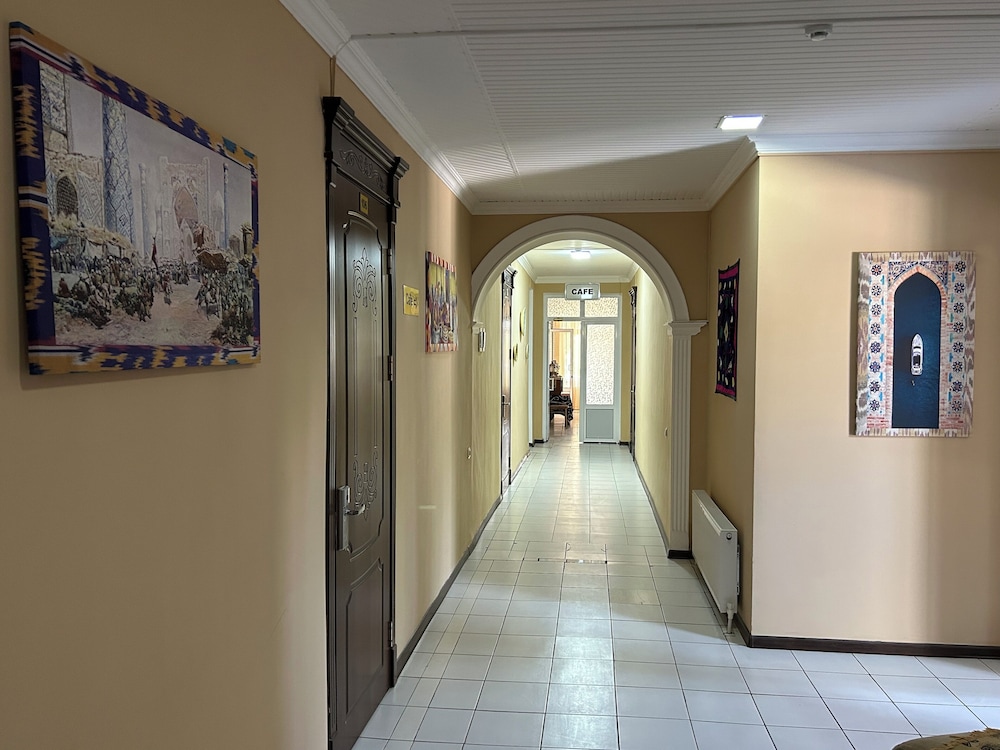 Hotel Ishonch 23/50