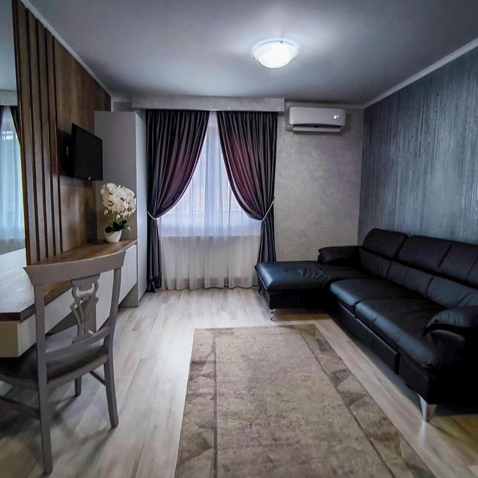 Dorobanti Hotel 43/49