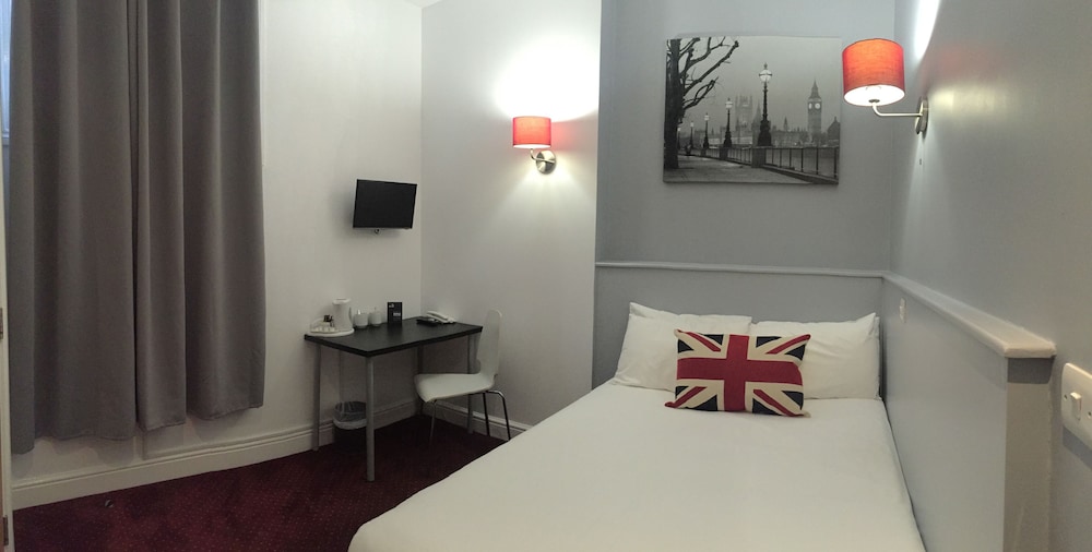 Castleton Hotel 29/61