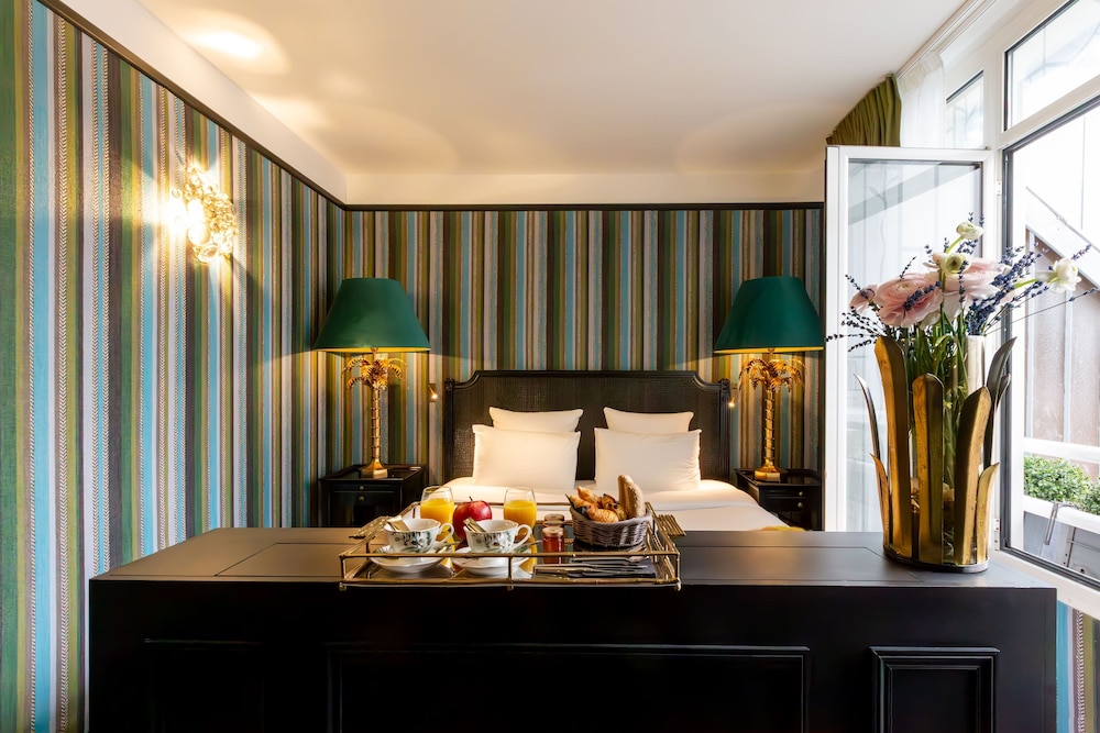 Hotel Gabriel Paris 52/64