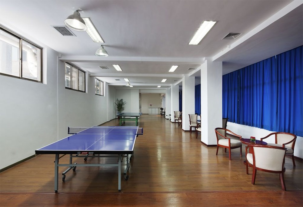 West Capital International Hotel 34/50