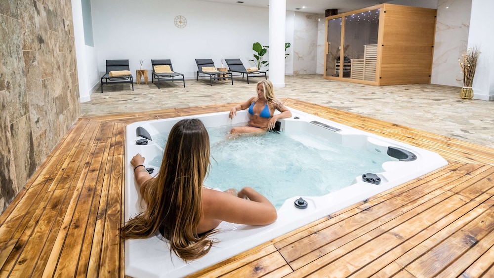 Ecolife Hotel 17/50