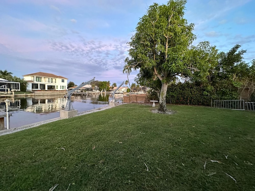 Villa Marco Island 40/50