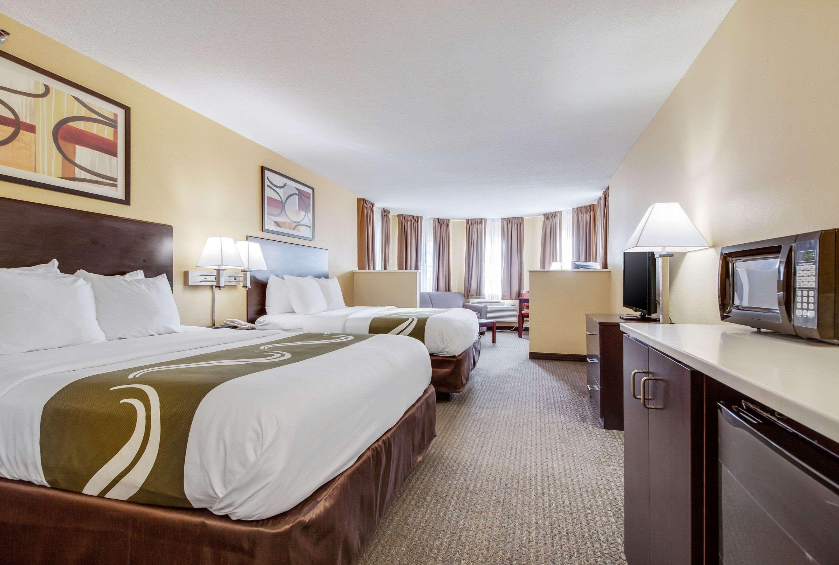 SUITE, 2 QUEEN BEDS