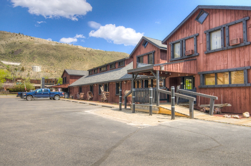 Ridgeline Hotel at Yellowstone, an Ascend Collection Hotel 51/59