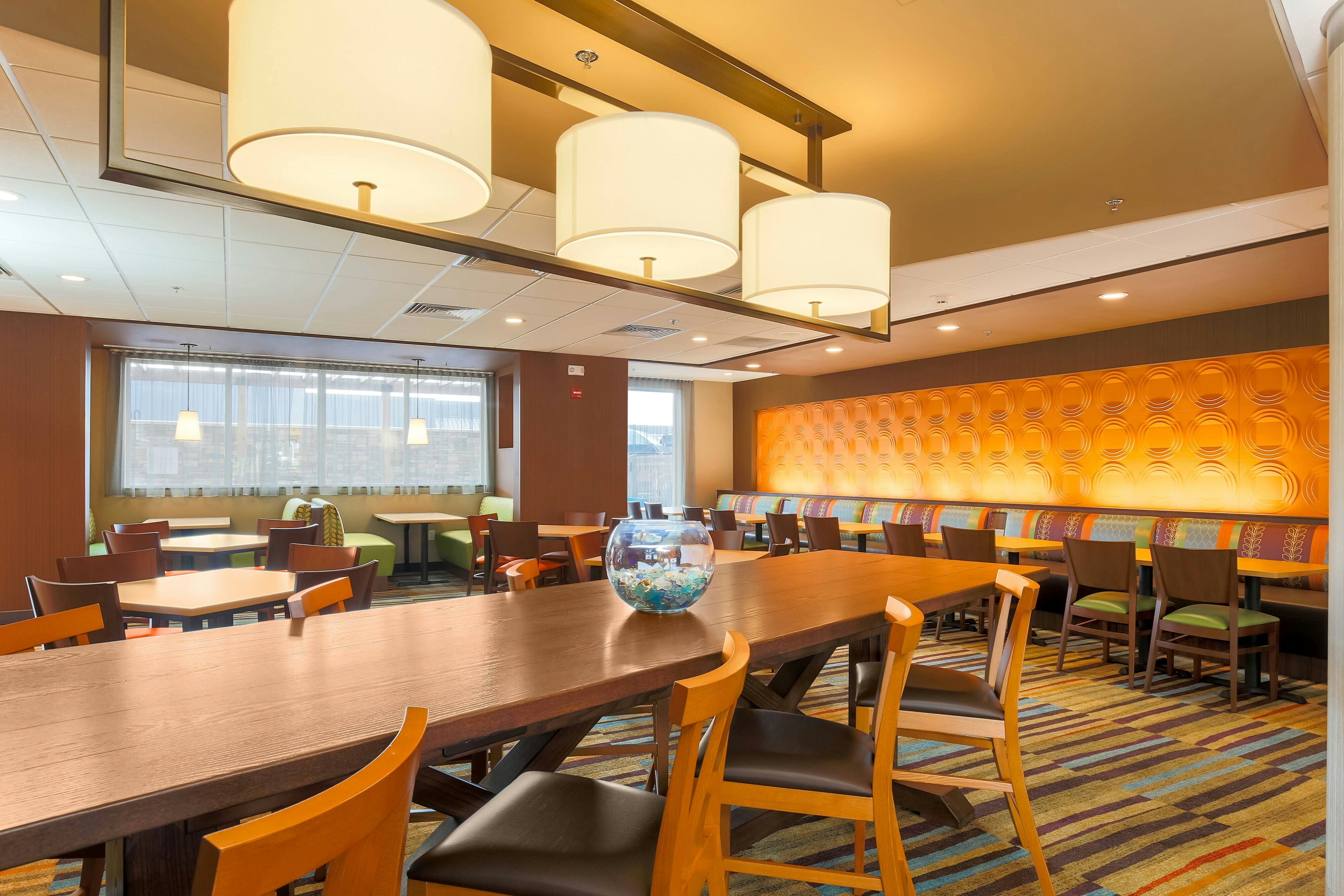 FAIRFIELD INN & SUITES ALEXANDRIA 12/15