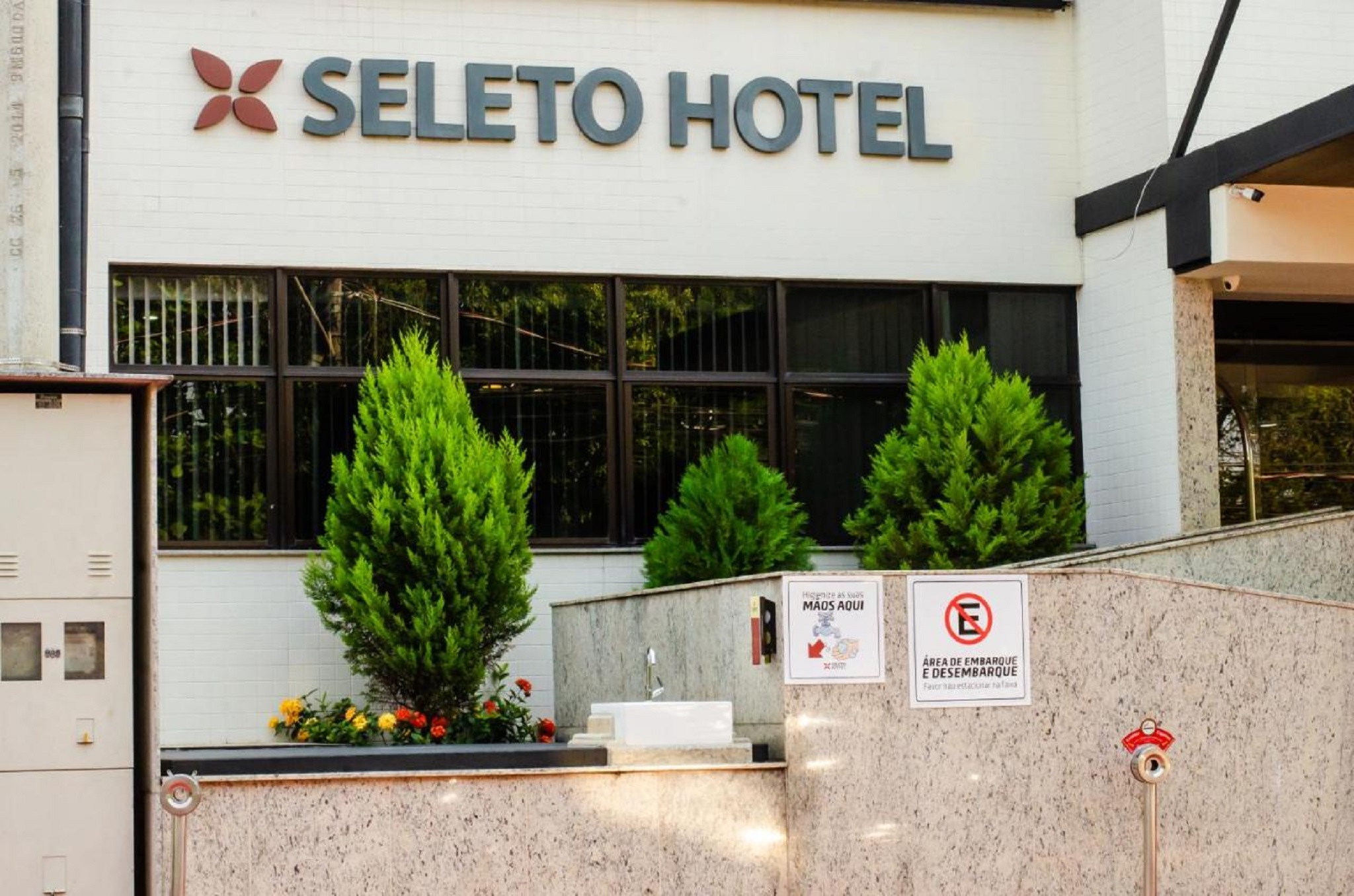SELETO BUSINESS VILA HOTEL 25/27