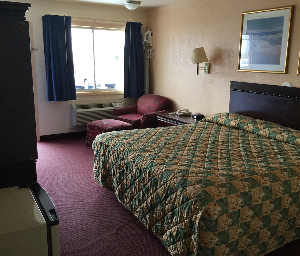 Belmont Inn Suites 13/22