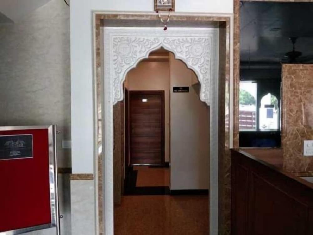 Heritage Haveli - A Stay Home 3/15