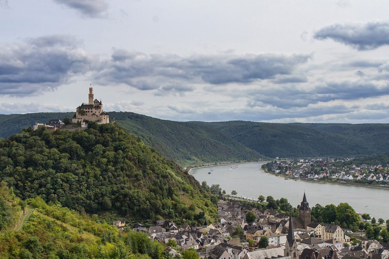 Burg Schwarzenstein 9/12