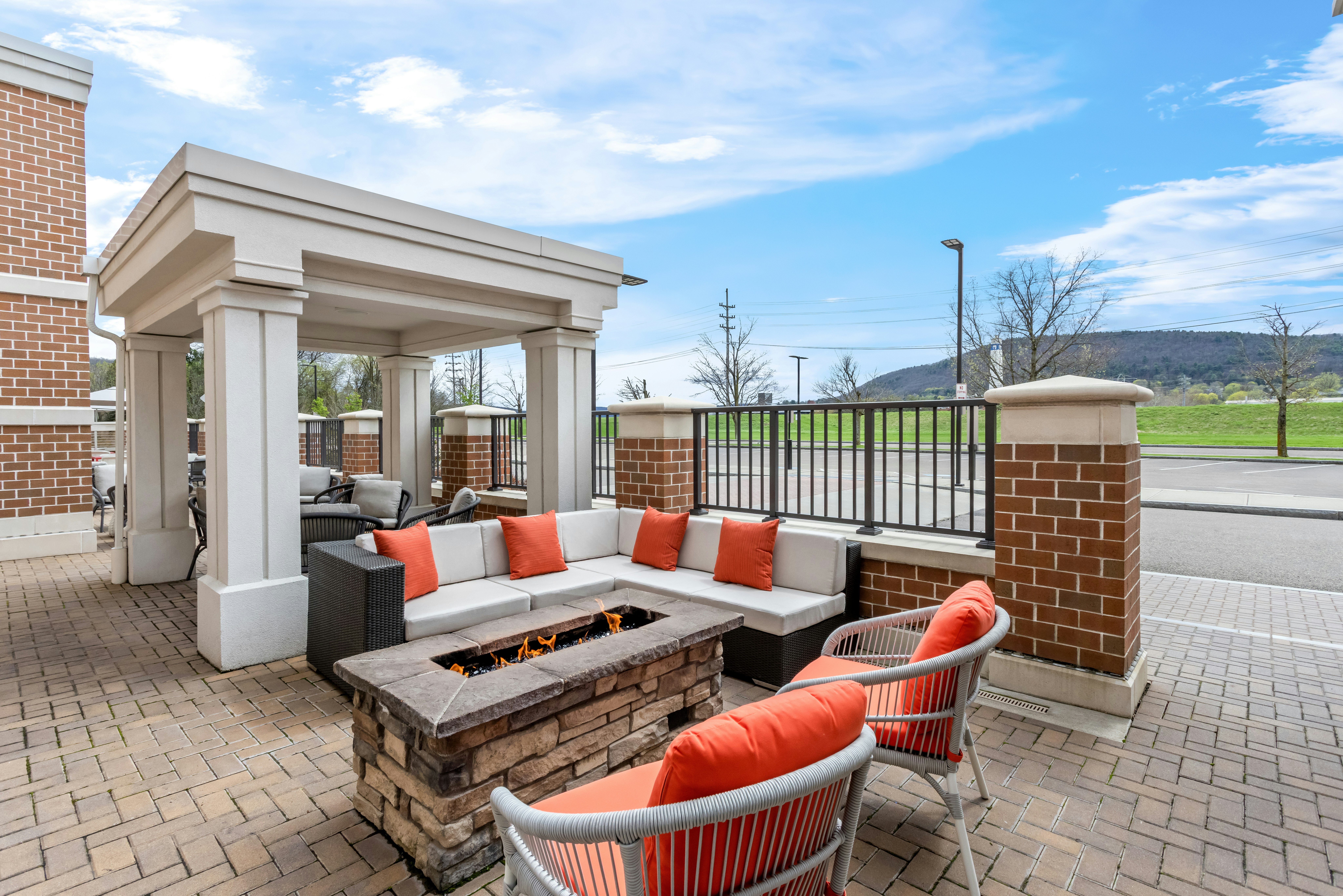 Hilton Garden Inn Corning Downtown 34/50