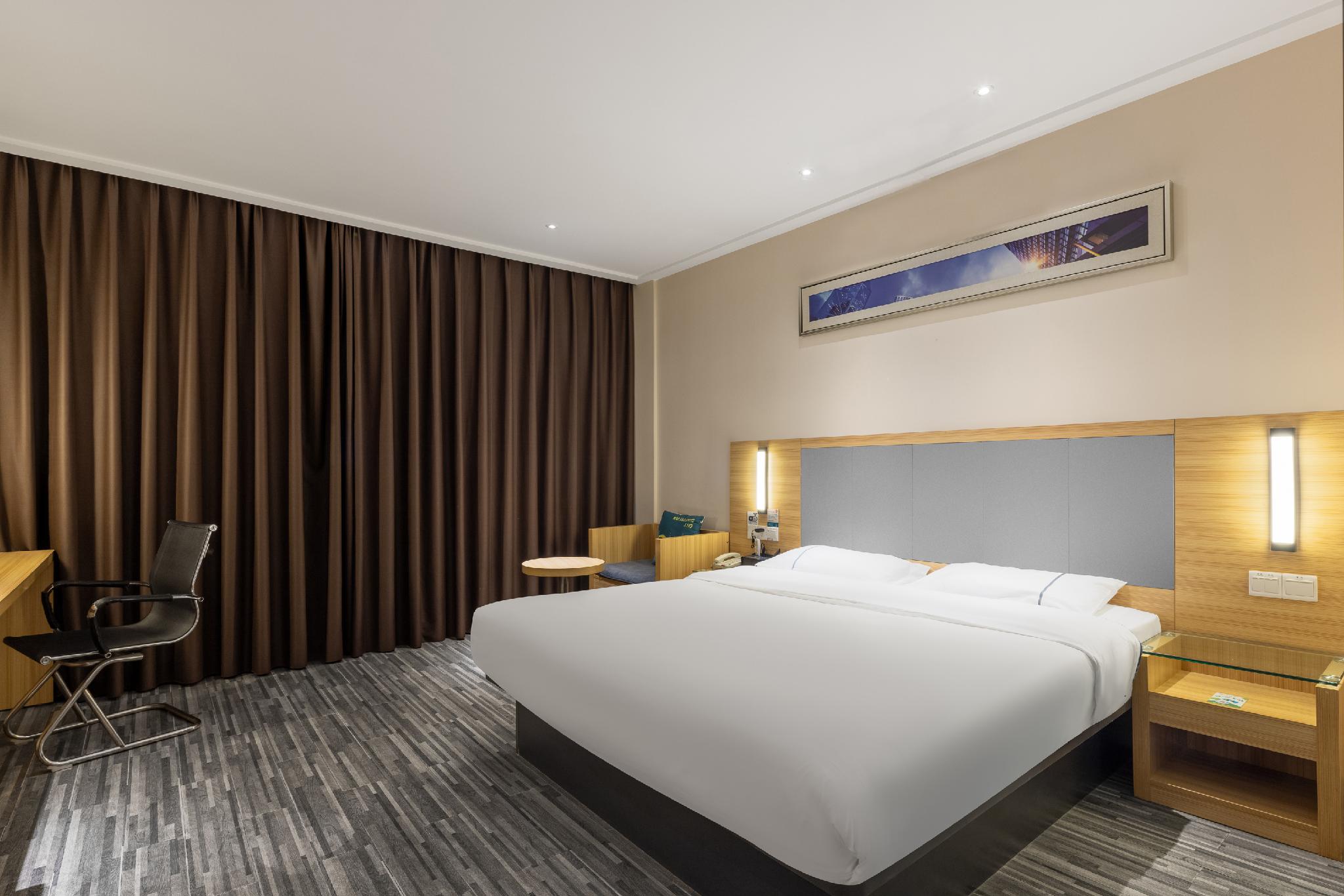 City Comfort Inn(Zhanjiang Haibin Park) 23/50