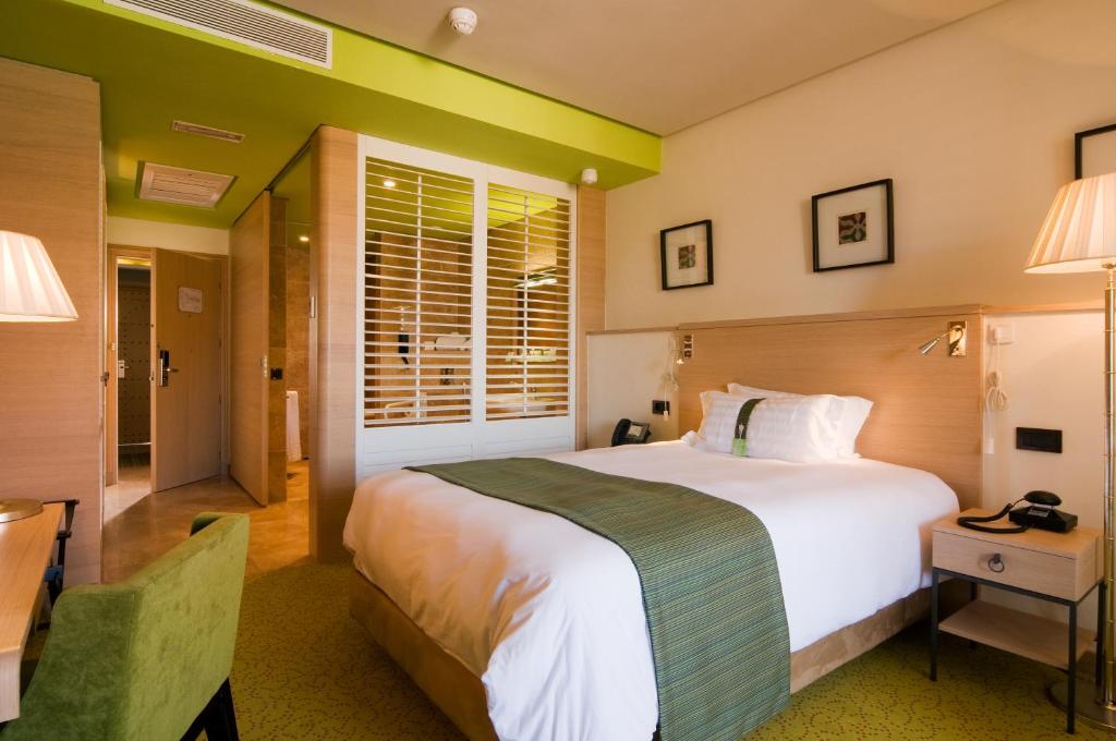 .Premium Room Garden View