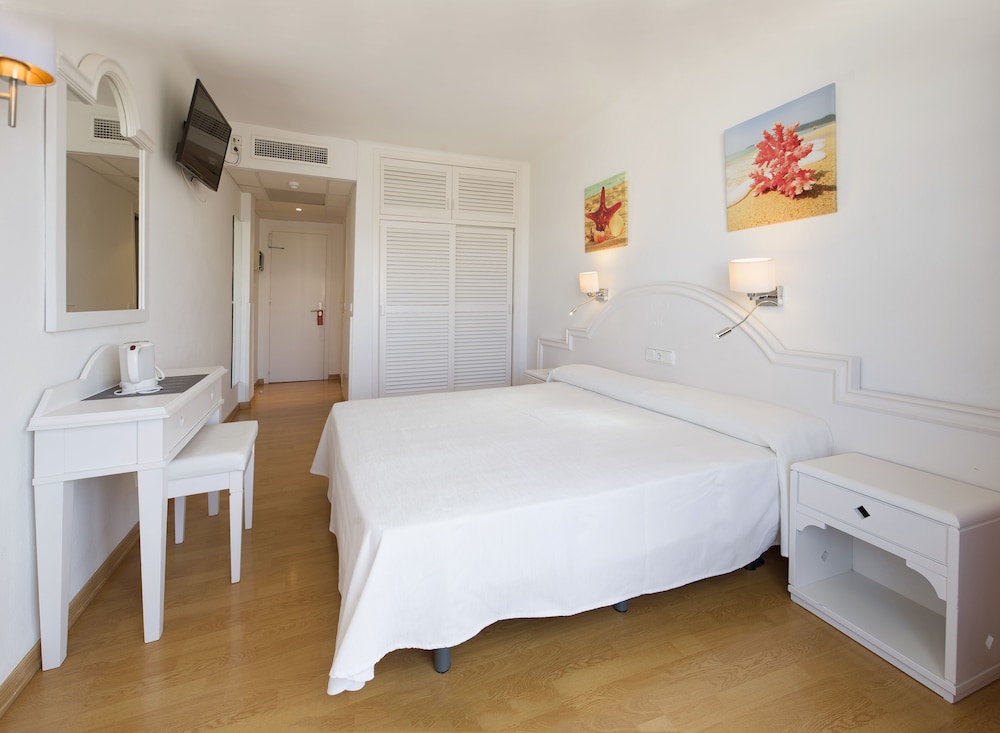 Coral Star Apartments 25/70