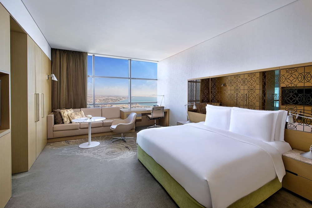 Conrad Abu Dhabi Etihad Towers 24/77