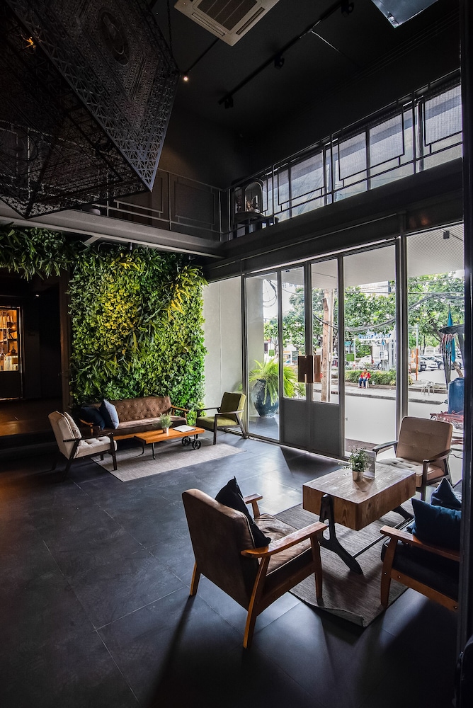 THA CITY LOFT HOTEL 56/72