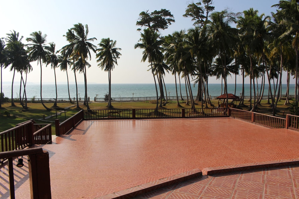 Silver Sand Sea Princess Beach Resort 37/65