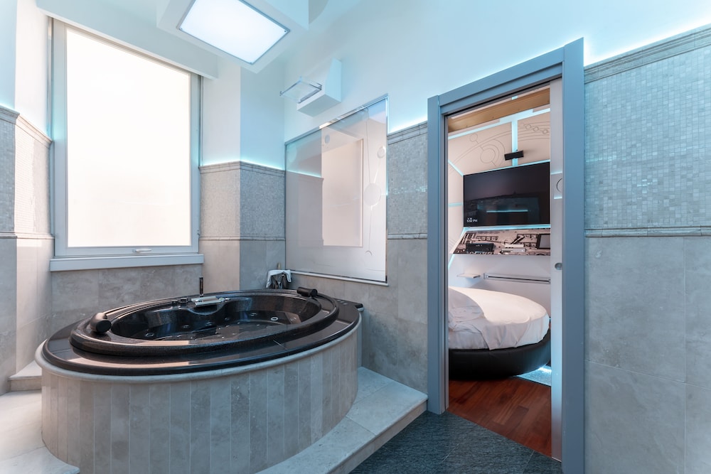 Junior Suite, Round Bed, Queen Bed, Hot Tub، Hotel Trecento 8/8