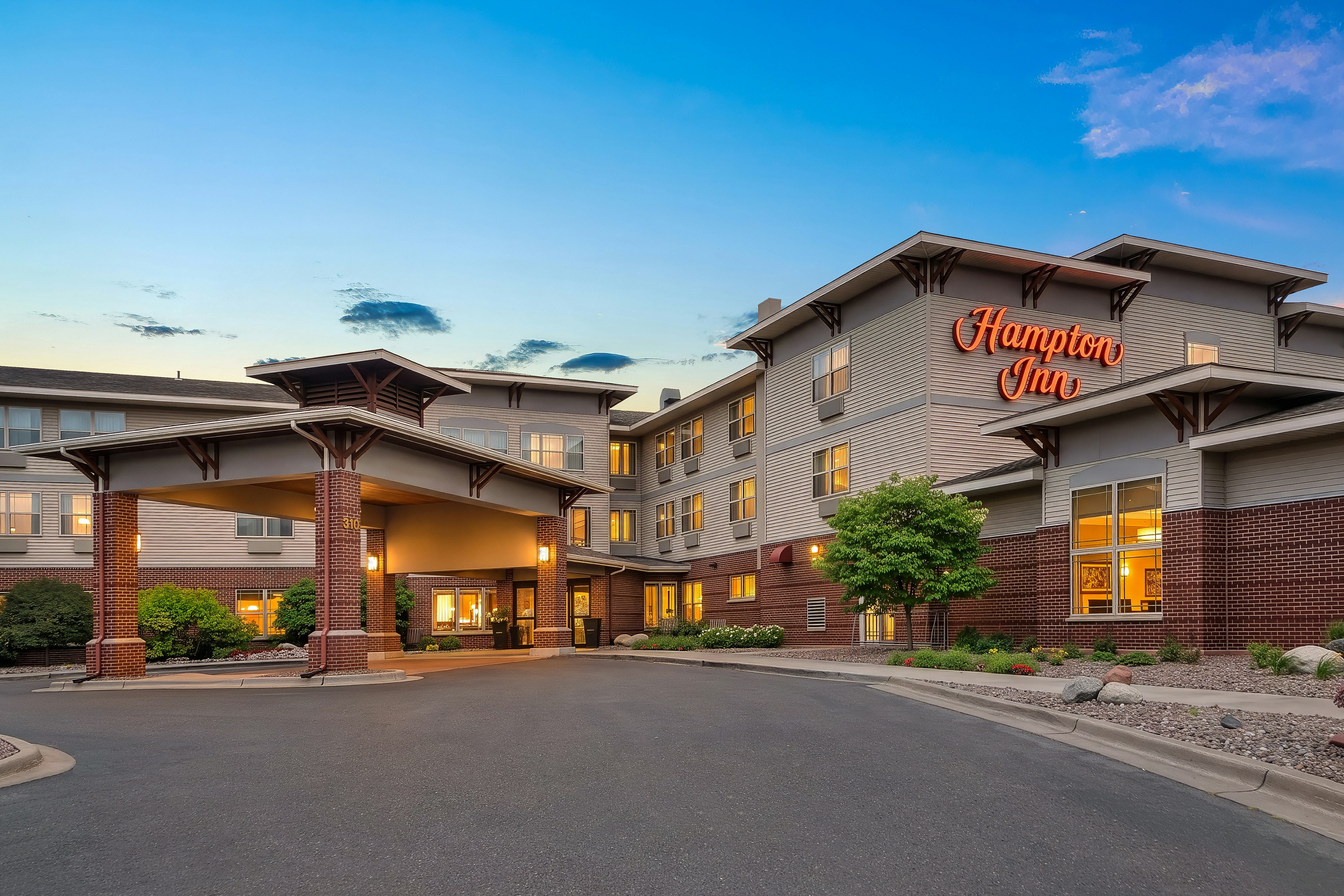 Hampton Inn Duluth Canal Park 1/77