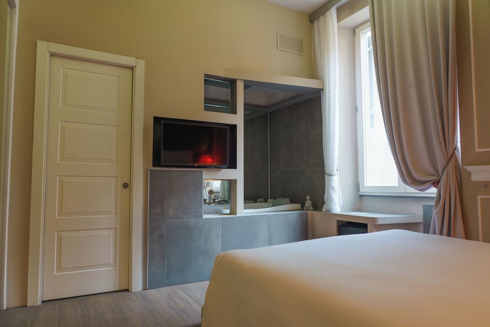 Corso Boutique Luxury Rooms 13/48