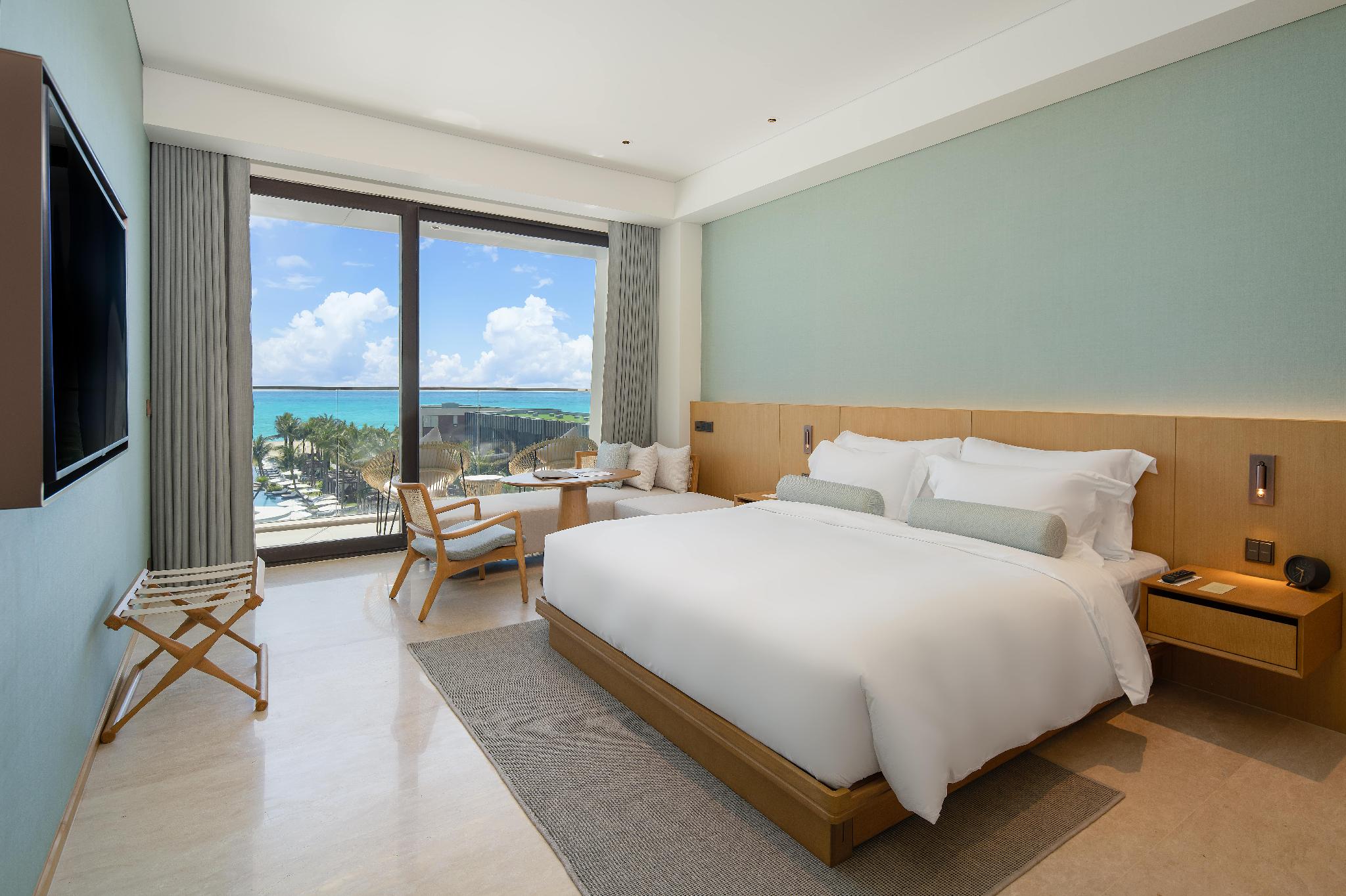 Superior, Double Bed, Partial Sea View
