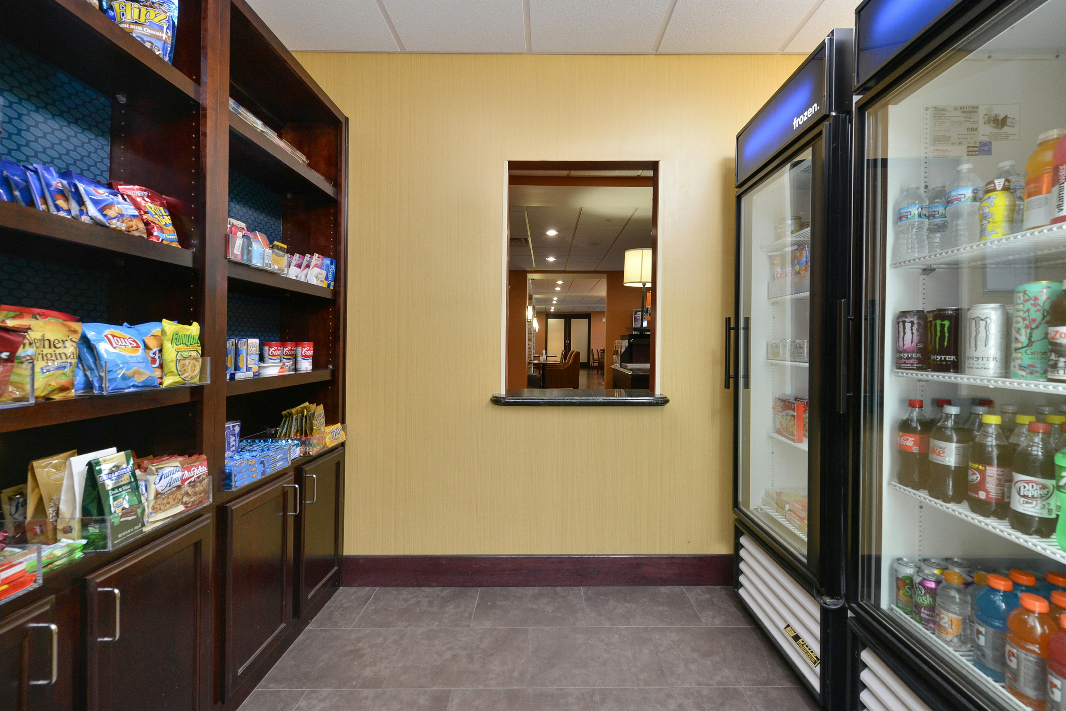 Hampton Inn Muscatine 5/35