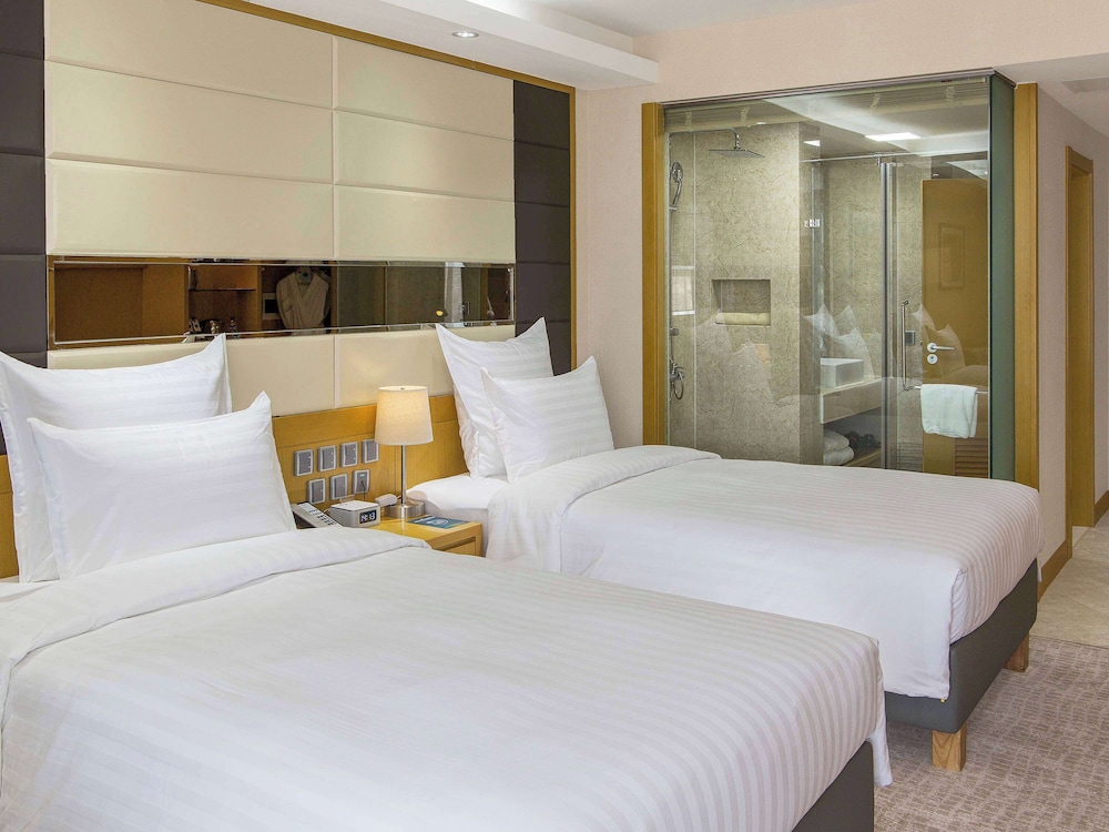 Junior Suite, King Bed