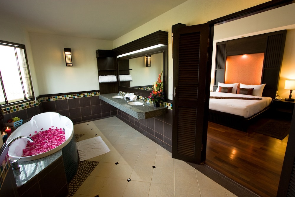 Mae Jo Golf Resort And Spa 49/50