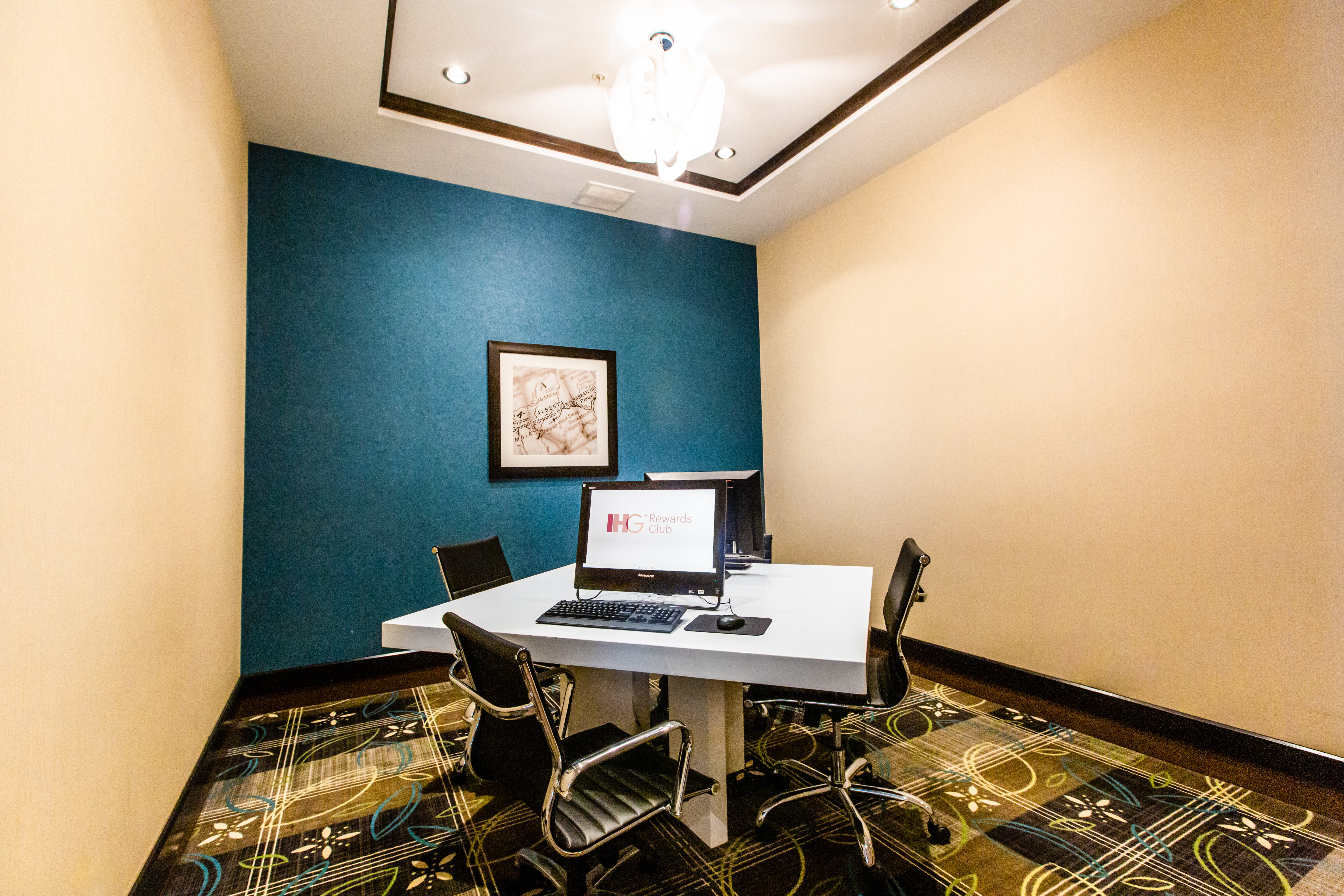 Holiday Inn Express & Suites Spruce Grove - Stony Plain 58/68