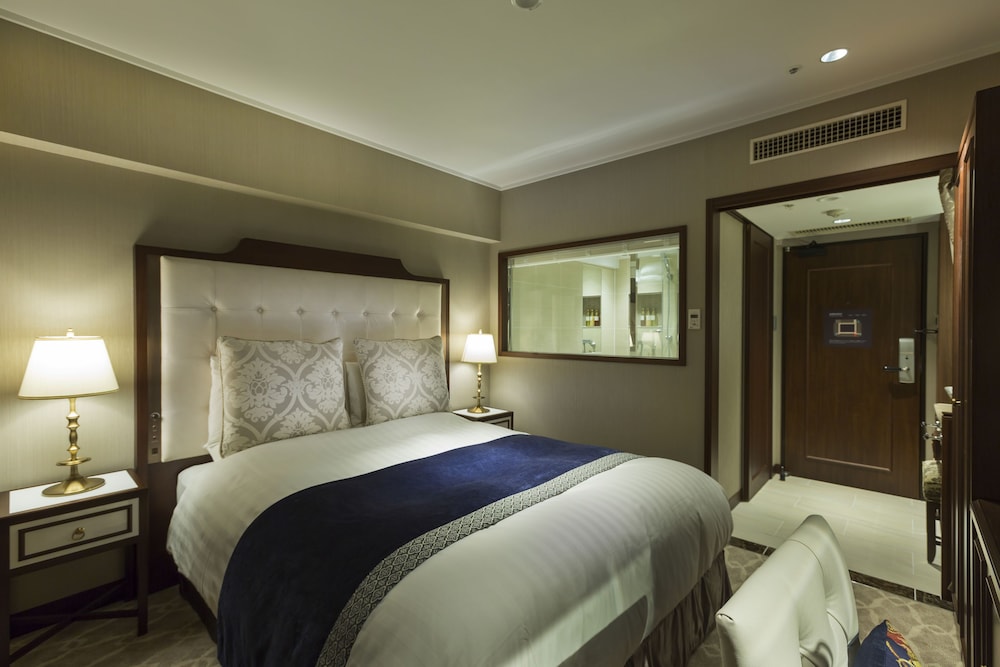 Kyoto Century Hotel 25/75