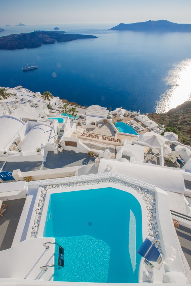 Chic Hotel Santorini 44/50