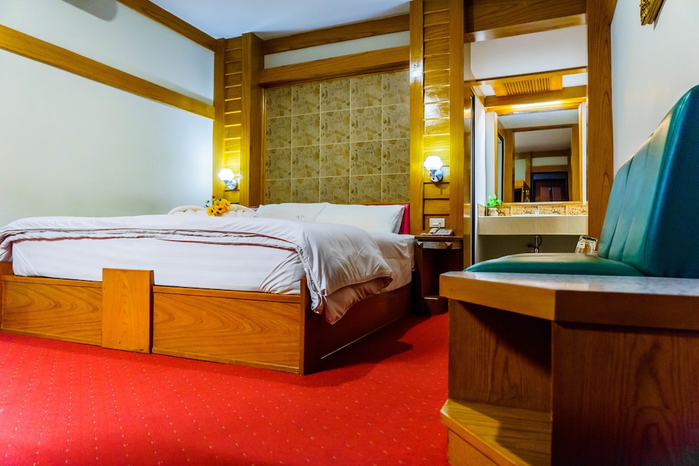 Siri Hotel 18/70
