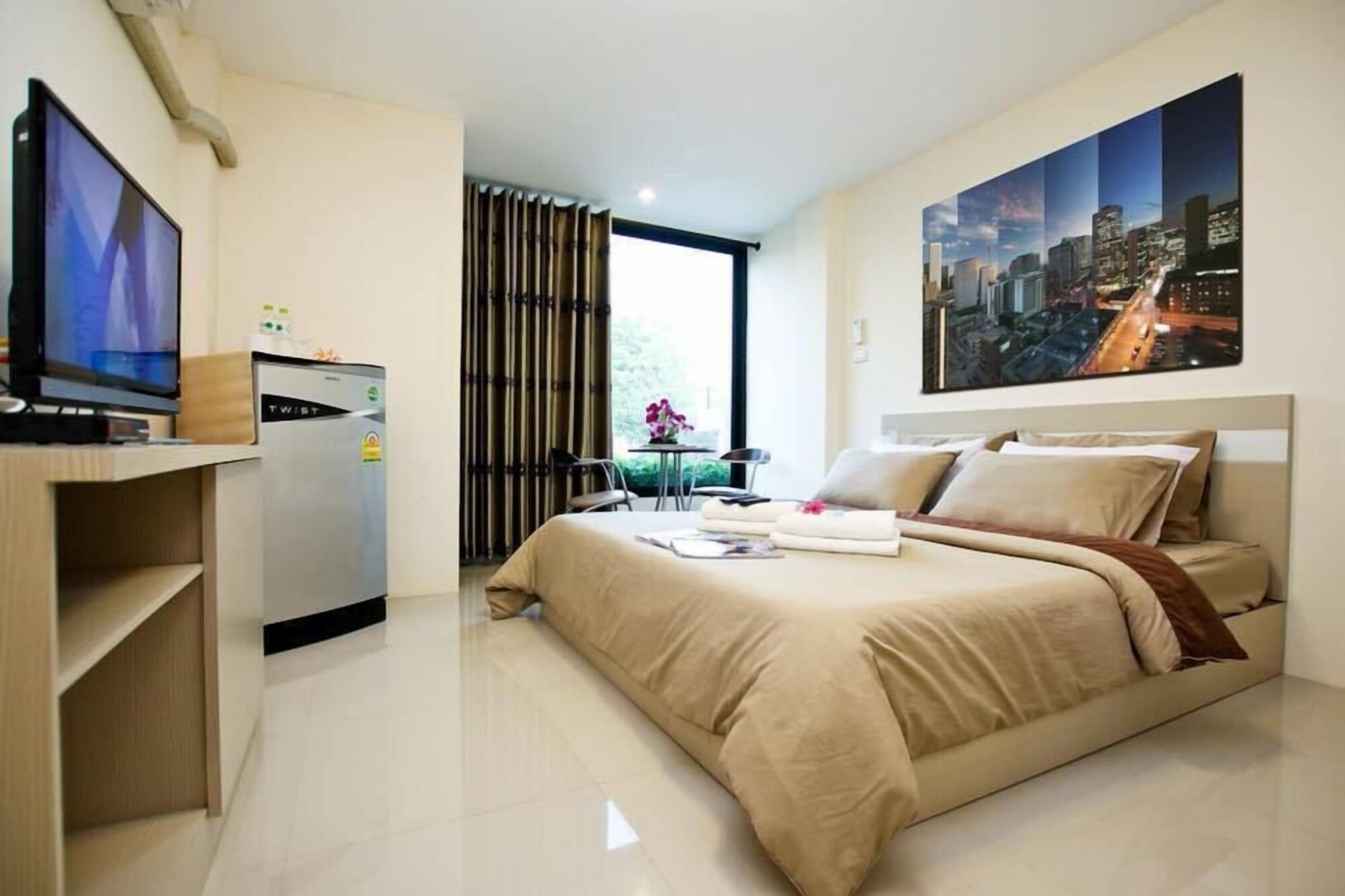 COMFORT, DOUBLE BED