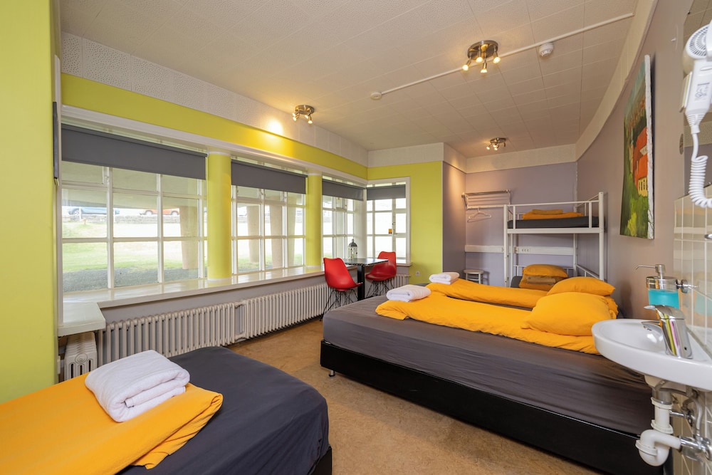 Hostel B47 14/45