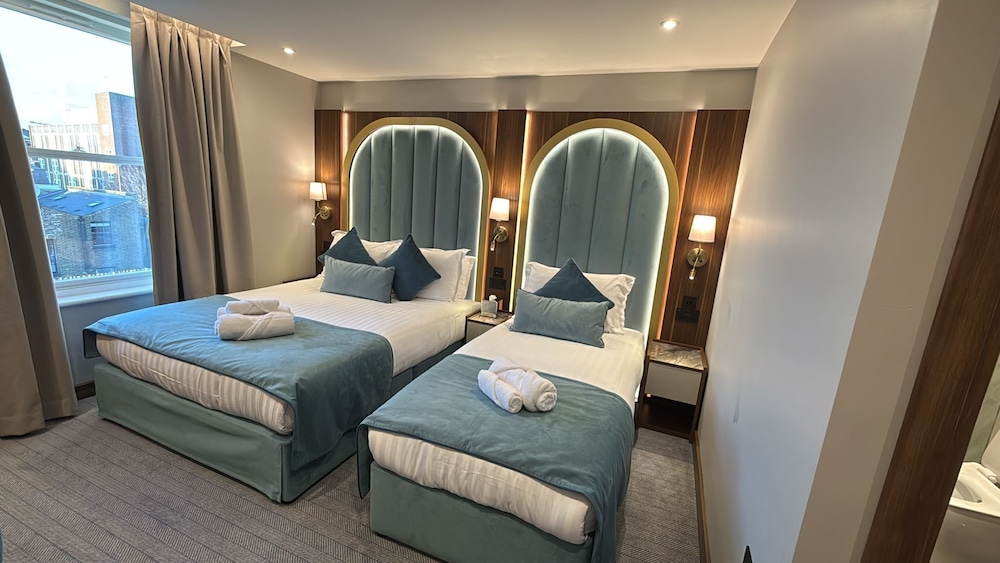 St Mark Hotel 26/50