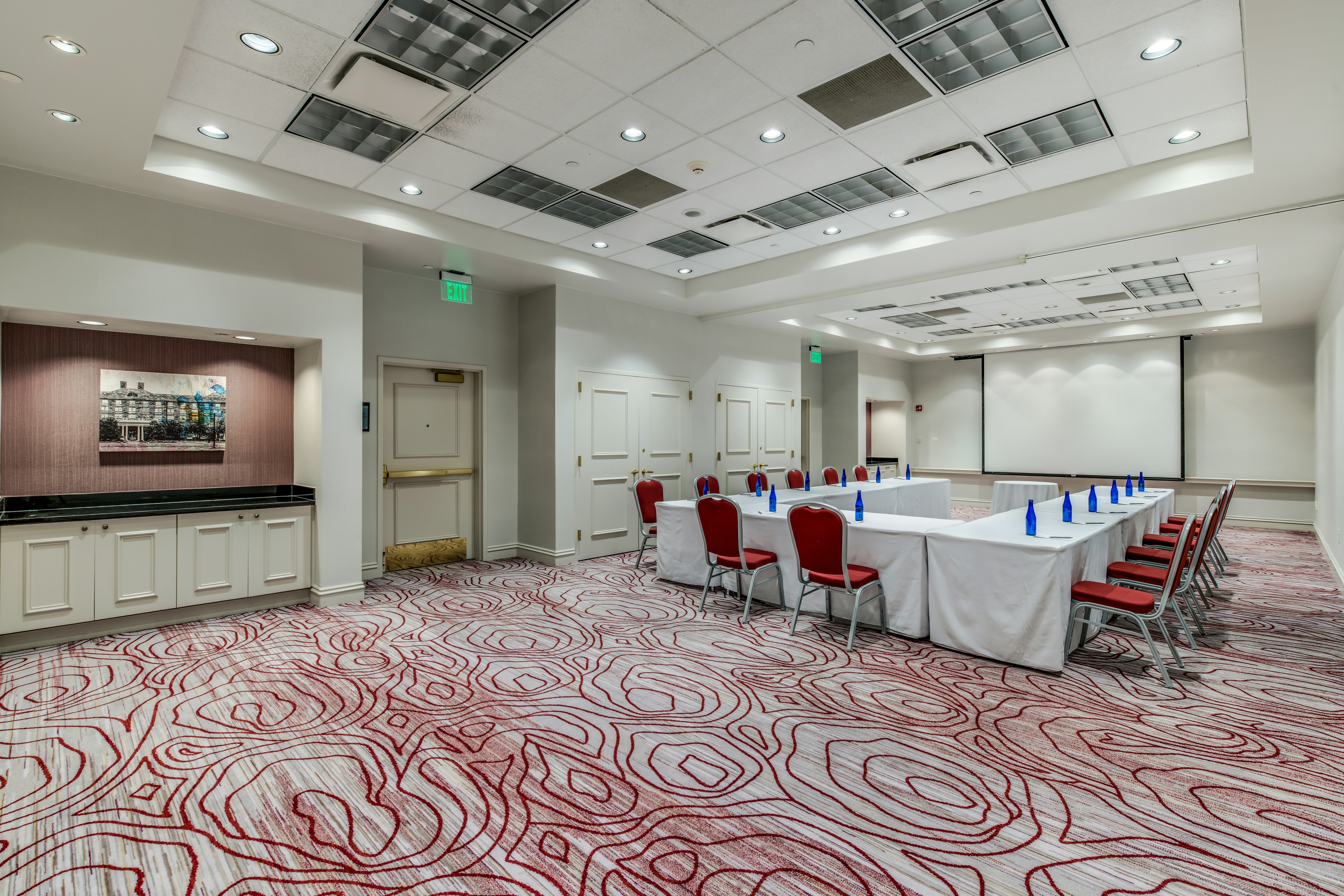 Hilton Garden Inn Suffolk Riverfront 8/50