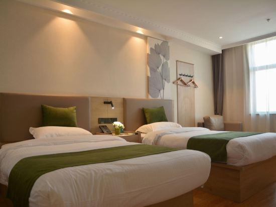 Business, Twin Beds